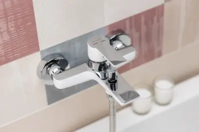 STELA BAT.KADA BELA HROM 2211