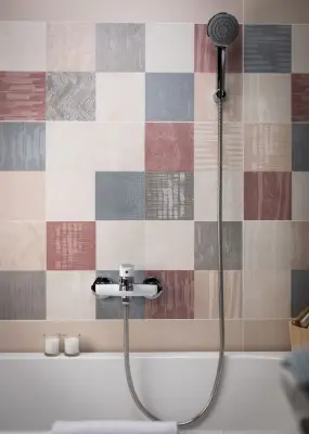 STELA BAT.KADA BELA HROM 2211