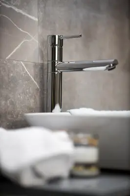 TUBO BAT.PROTOČNI BOJLER 6117