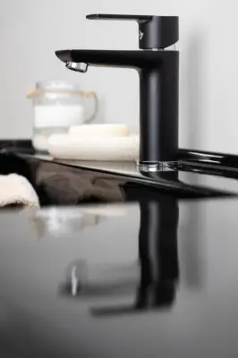 STELA BAT.LAVABO CRNA HROM2312