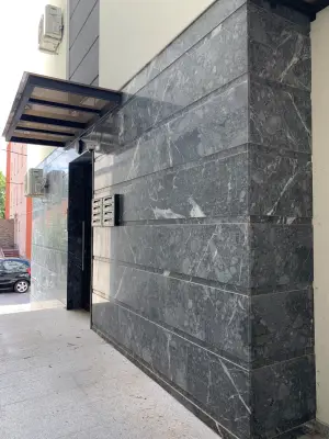 1 LUCIDO 30X30X2 (polirano)