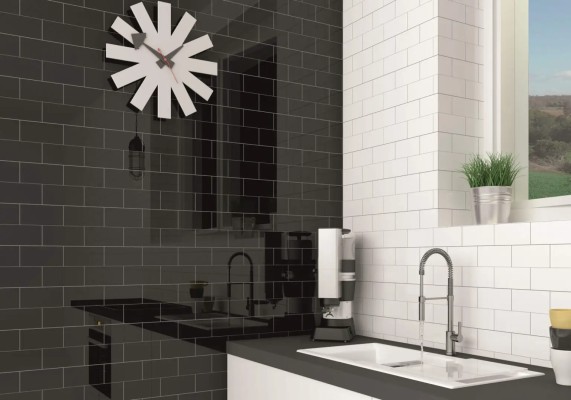 NEW YORK GLOSSY BLACK 7,5X15